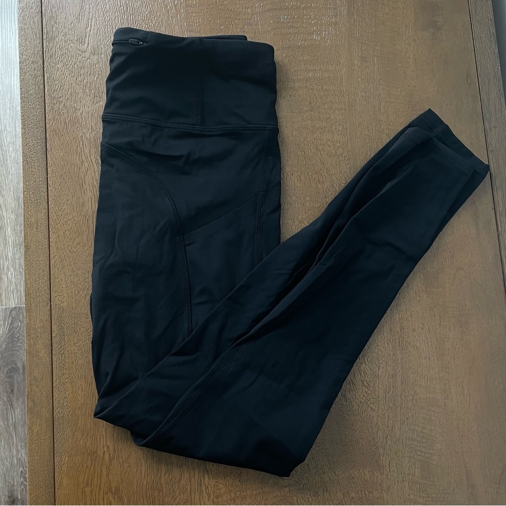 Vuori Stride leggings in Black XS with pockets